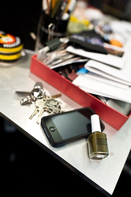 Reference image illustrating Inside Nicole Miller’s Handbag: A Look at Her Bike Chain Addison Bag and Everyday Essentials