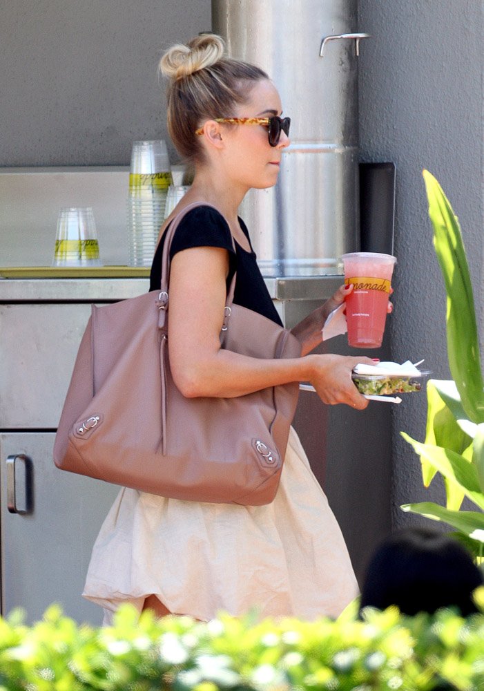 Reference image illustrating Lauren Conrad’s Balenciaga Papier A4 Tote: A Repeat-Wear Investment Piece