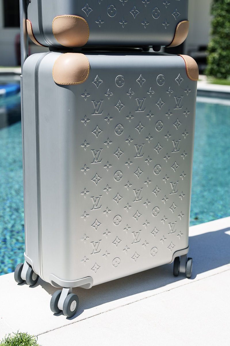 Reference image illustrating Louis Vuitton Aluminium Horizon 55 Review: A Week with the $4,700 Carry-On