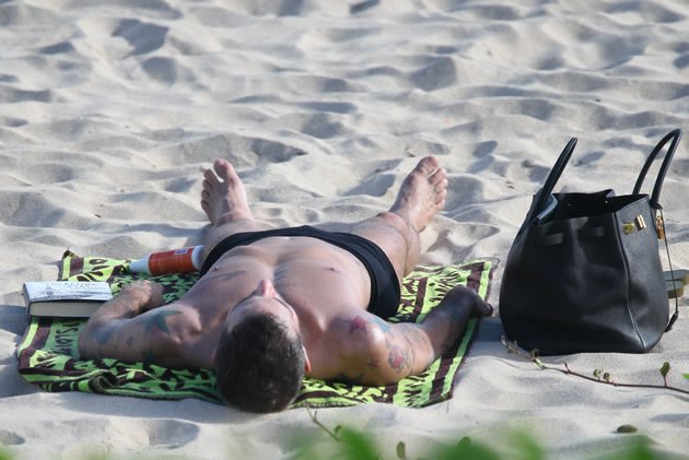 Reference image illustrating Marc Jacobs and the Hermès Birkin: Why a Designer Takes His $10,000 Bag to the Beach