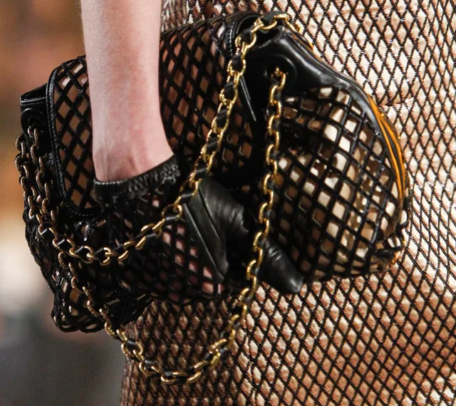 Reference image illustrating Marc Jacobs Fall 2013 Handbags: A Masterclass in Texture and Chain-Handle Design