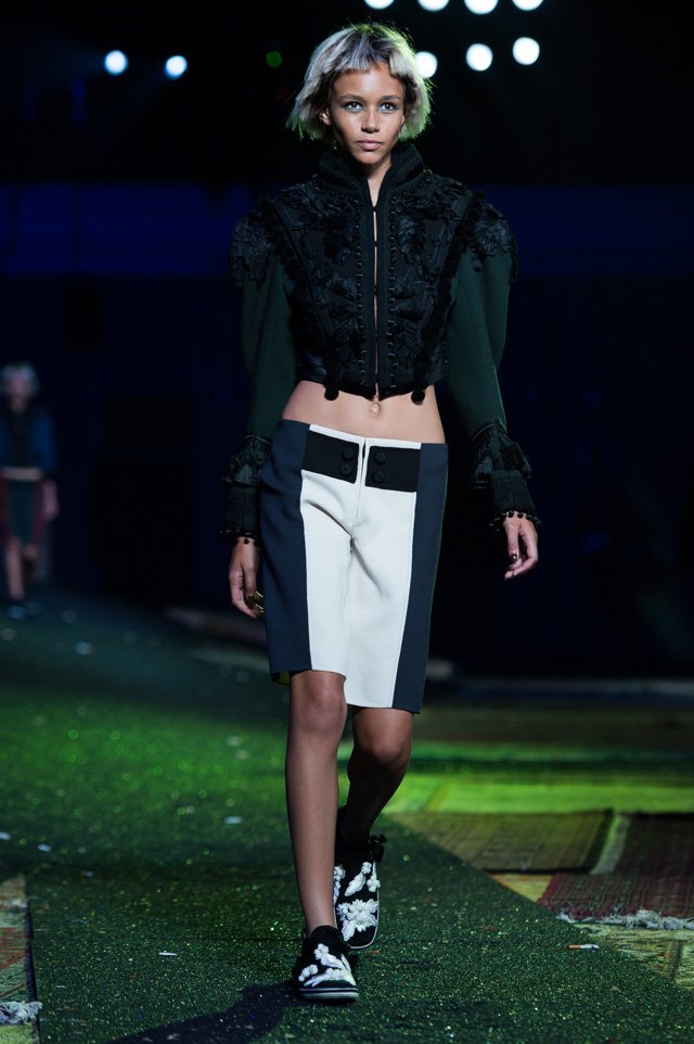 Reference image illustrating Marc Jacobs Spring 2014 Handbags: Gothic Romance Meets Beachside Drama