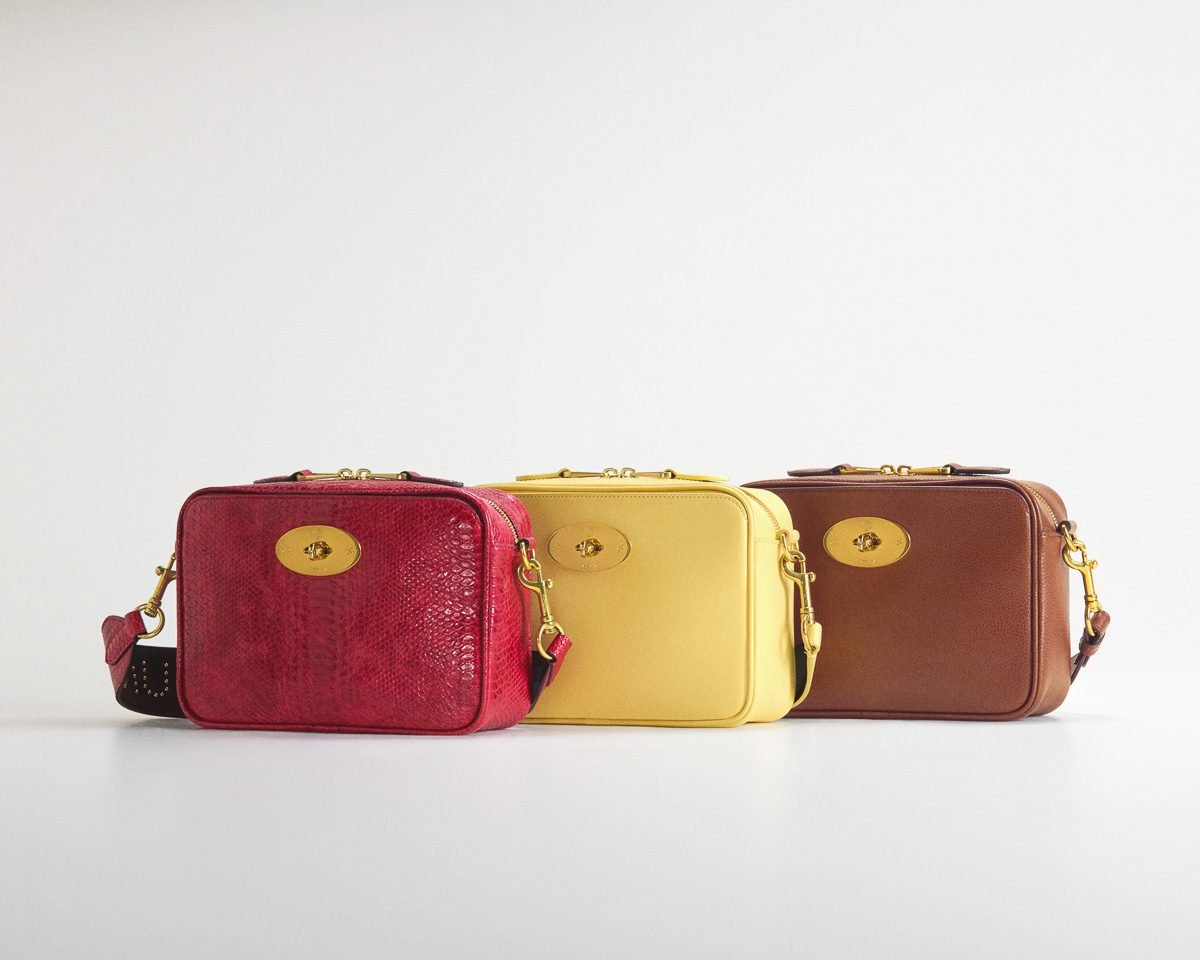 Reference image illustrating Mulberry Darley Camera Bag Review: A Compact Everyday Companion with British Craftsmanship