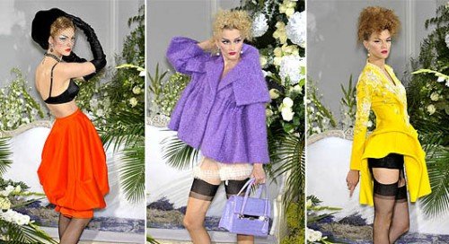 Paris Haute Couture Week Fall 2009: The Best Handbag Moments from Lacroix, Chanel, Dior & Gaultier thumbnail
