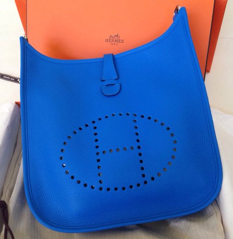Reference image illustrating PurseForum Roundup: Bottega Veneta Knot, Hermès Blues, and Chanel Boy Bag Styles