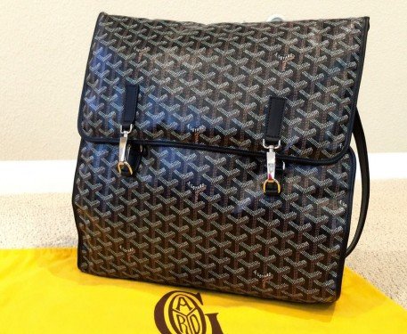 PurseForum Weekly Digest: Bottega Boots, Goyard Diaper Bags & Mansur Gavriel Launch thumbnail