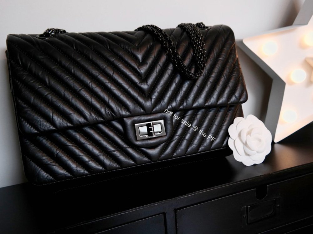 Reference image illustrating PurseForum Weekly Roundup: Chanel Chevron Reissue, Givenchy Antigona & Louis Vuitton Speedy Empreinte 25