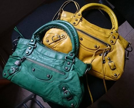 PurseForum Weekly Roundup: Valentino Lock, Balenciaga First, and Mulberry Finds – October 14 Highlights thumbnail