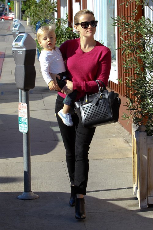 Reference image illustrating Reese Witherspoon’s Reed Krakoff Atlantique Bionic Mini Tote: A Celebrity Street Style Moment