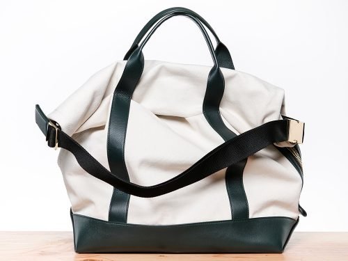 Sacai’s First Handbag Collection: Vogue Predicts a Hit for Spring 2017 cover image