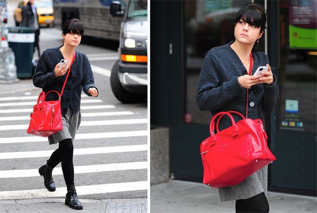 Reference image illustrating Selma Blair’s Neon Red Marc Jacobs Antonia Satchel Steals the Spotlight