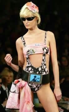 Reference image illustrating The Chanel TV Belt: Karl Lagerfeld’s Most Unexpected Spring 2005 Runway Accessory