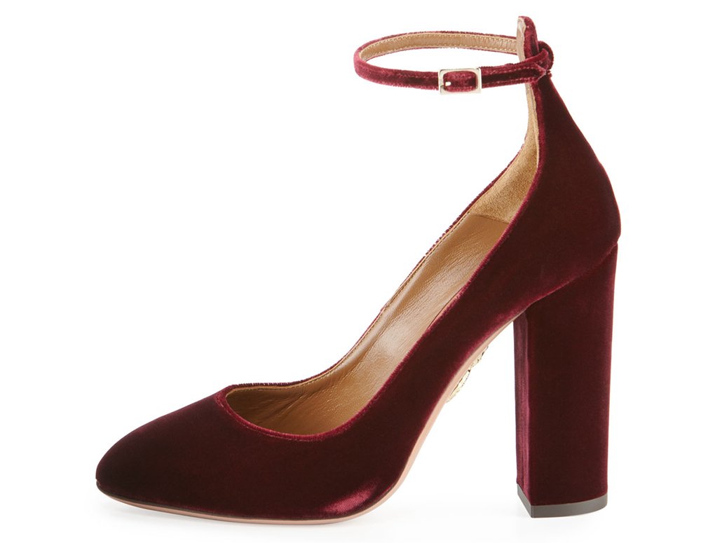 Reference image illustrating Velvet Shoes for Fall: The Luxe Footwear Trend Every Handbag Lover Needs