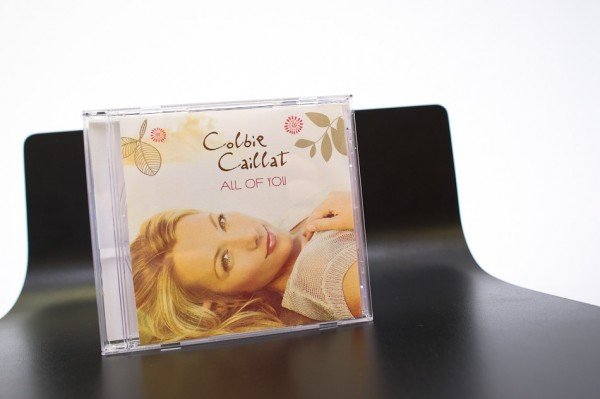 What’s Inside Colbie Caillat’s Louis Vuitton Bag: A Peek at Her Everyday Essentials cover image