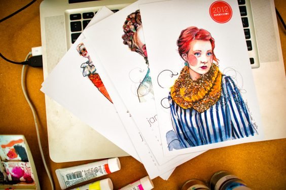 What’s Inside the Bag of Paper Fashion Founder Katie Rodgers thumbnail