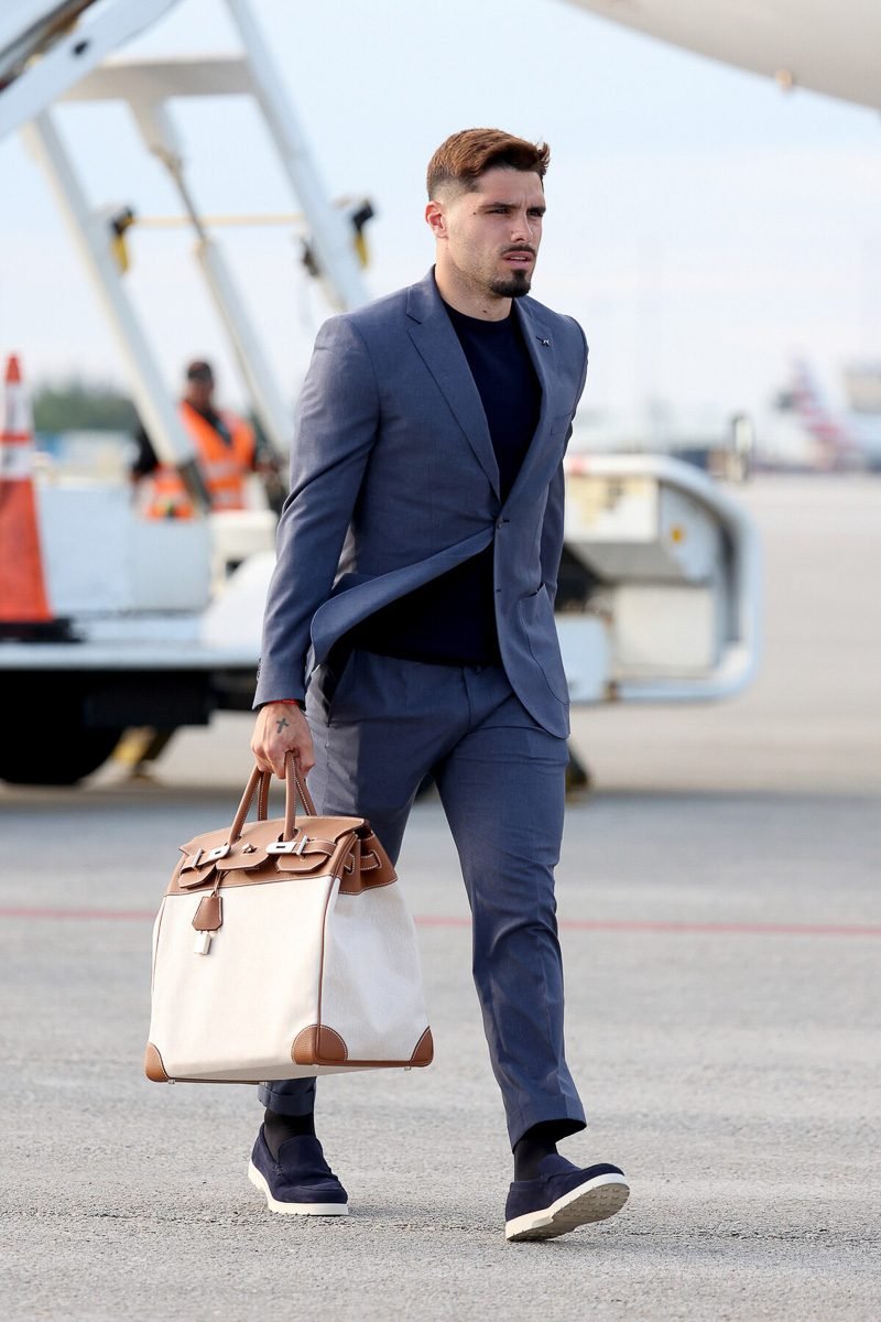 Reference image illustrating World Cup 2026 Player Bags: The Ultimate Luxury Handbag Report from the Tournament