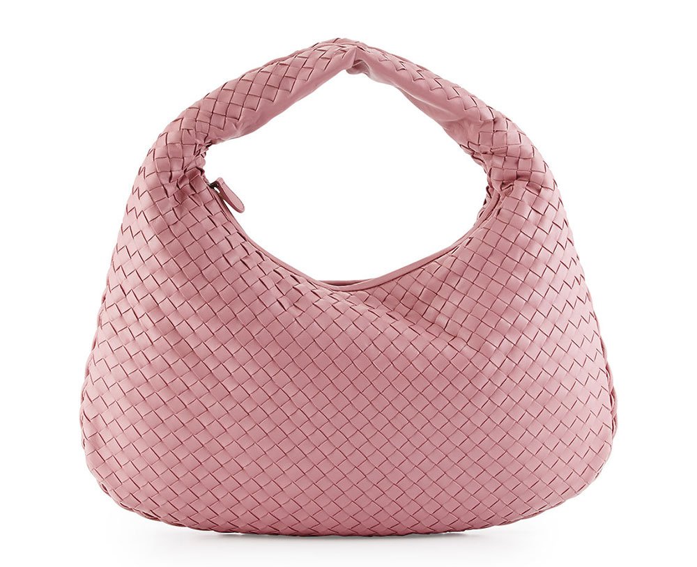 Reference image illustrating 20 Essential Millennial Pink Luxury Handbags for a Modern Wardrobe