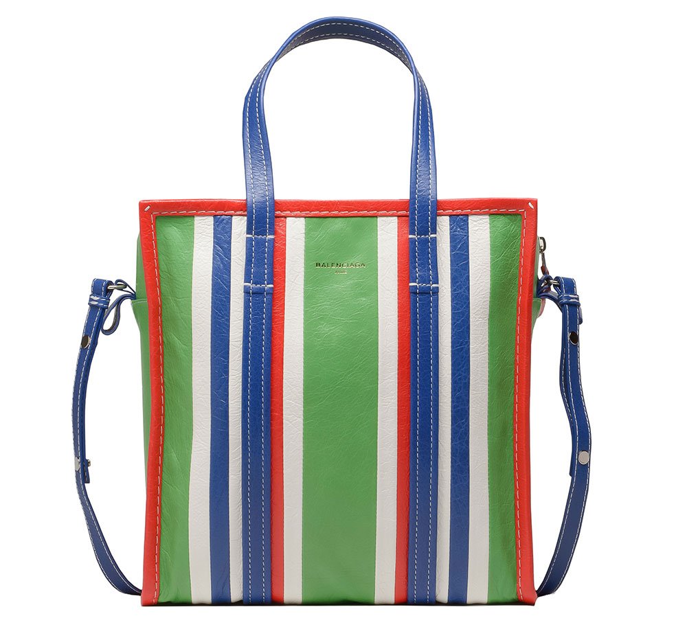 Reference image illustrating 25 Statement Handbags Defining Spring 2017’s Boldest Trend
