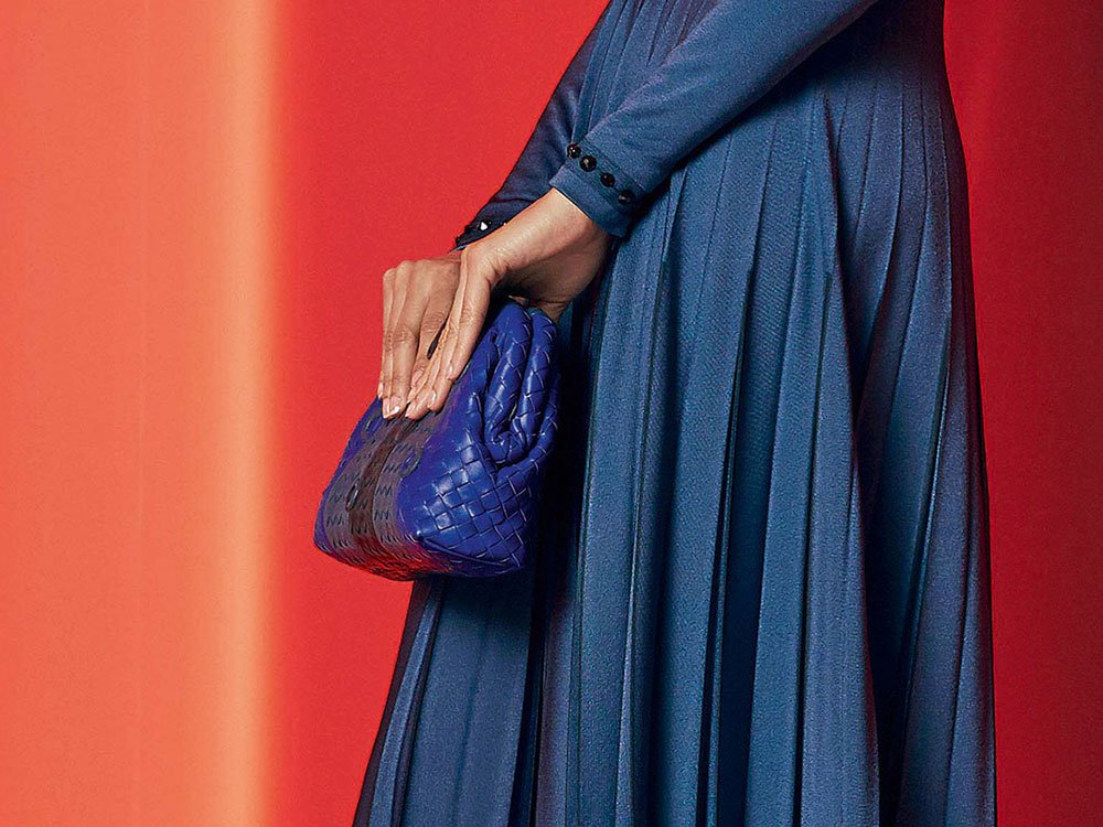 Reference image illustrating Bottega Veneta Resort 2018 Handbags: Minimalist Chic Meets Intrecciato Craft