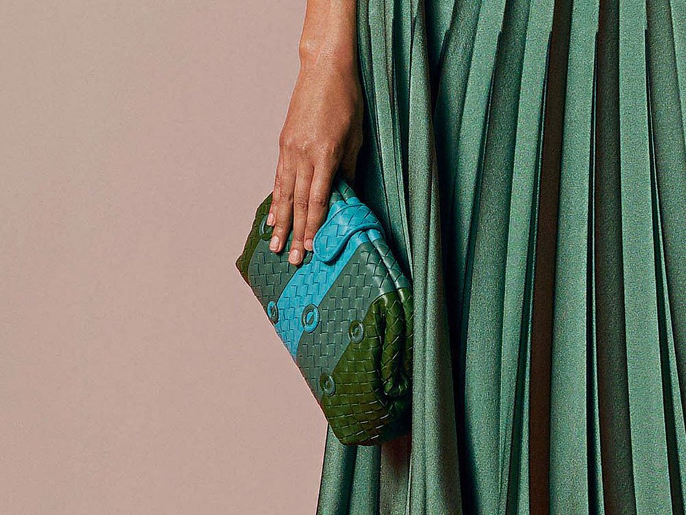 Reference image illustrating Bottega Veneta Resort 2018 Handbags: Minimalist Chic Meets Intrecciato Craft