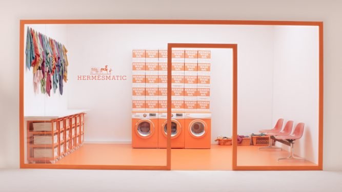 Hermès Hermèsmatic Pop-Up NYC: Revive Your Silk Scarves at the H-Themed Laundromat thumbnail