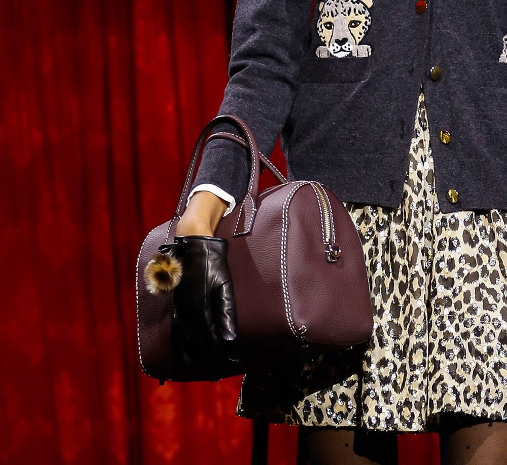 Reference image illustrating Kate Spade Fall 2017 Handbags: Refined Minimalism Meets Timeless Luxury