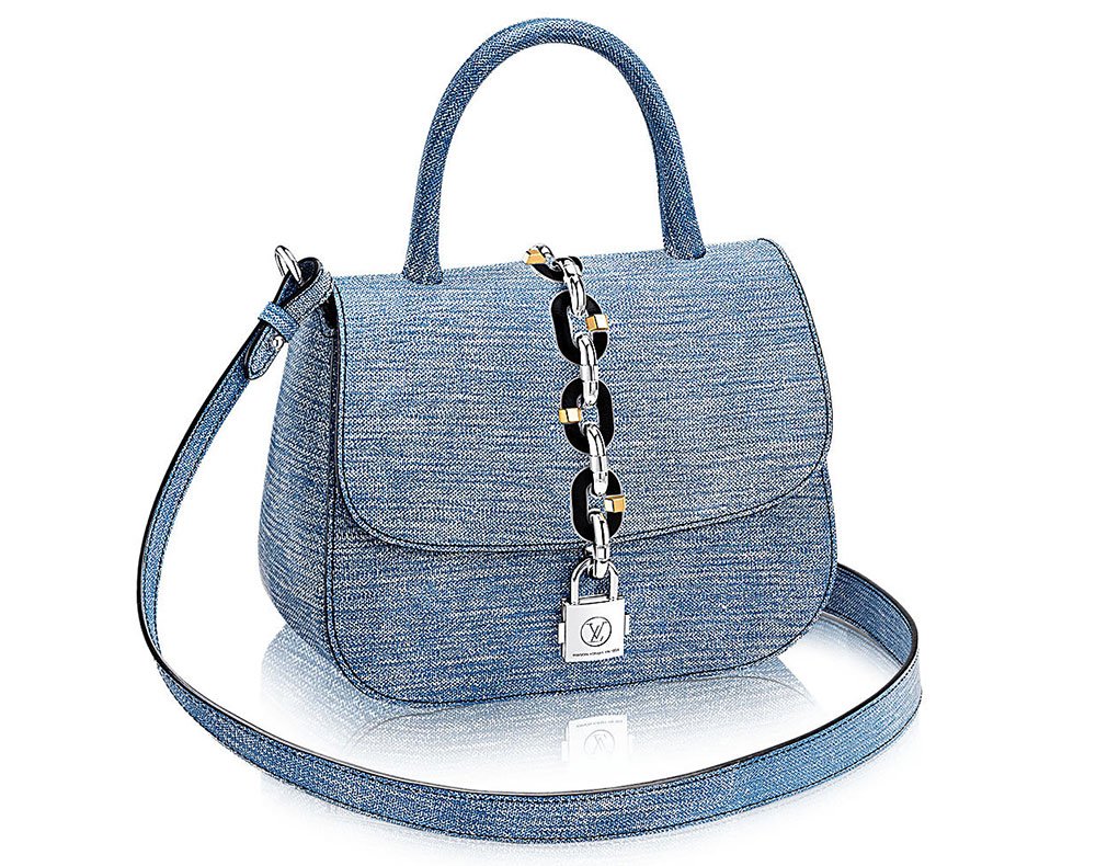 Reference image illustrating Louis Vuitton Chain It Bag Review: Epi, Calfskin & Monogram Options