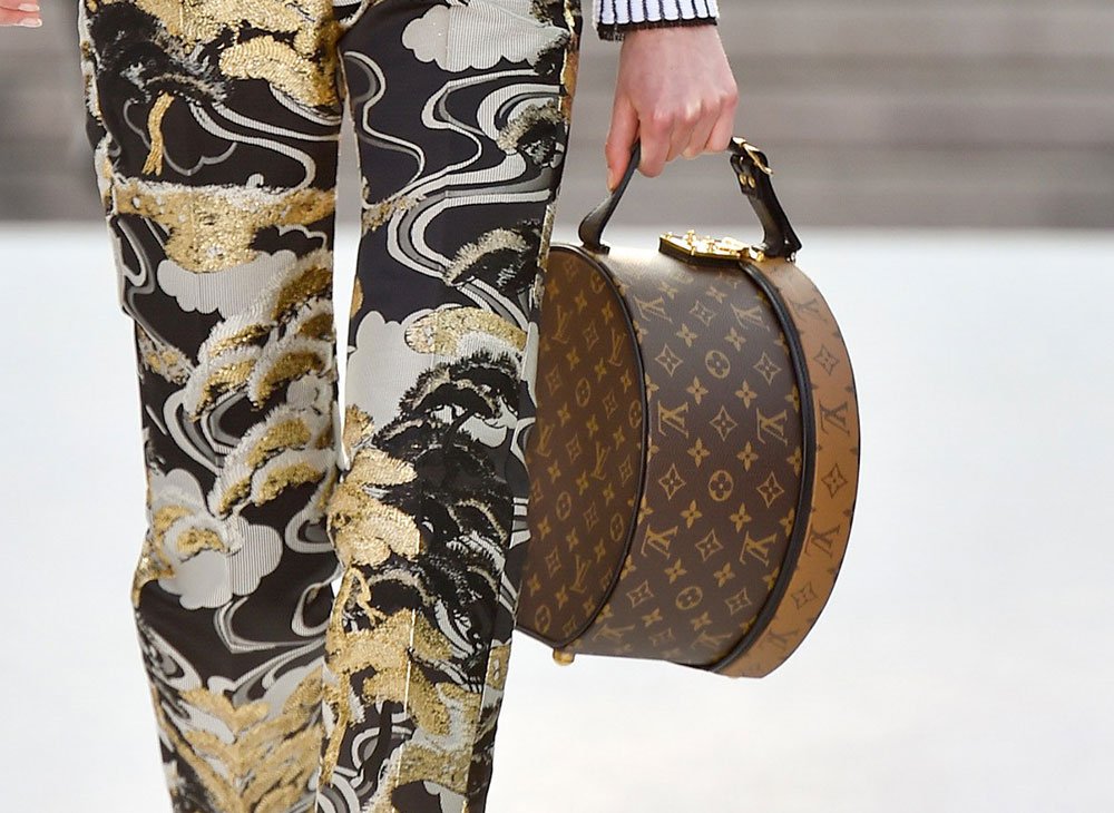 Reference image illustrating Louis Vuitton Cruise 2018 Handbags: Runway Debut at Kyoto’s Miho Museum