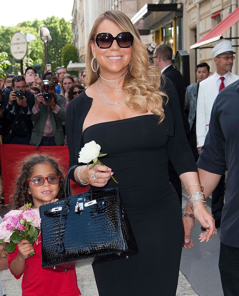 Reference image illustrating Mariah Carey’s Designer Handbag Collection: Hermès, Chanel, and Louis Vuitton Favorites