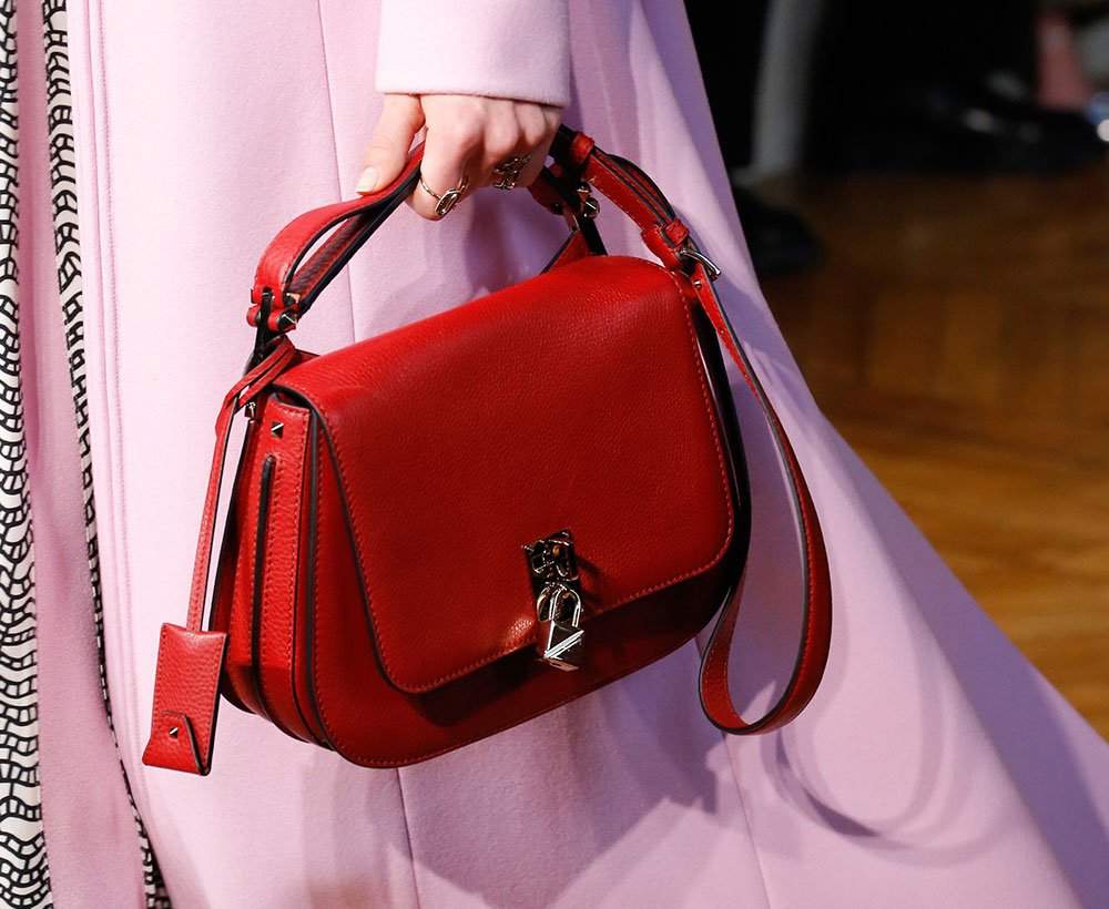 Reference image illustrating Valentino Fall 2017 Runway Bags: A Fresh Era Beyond the Rockstud