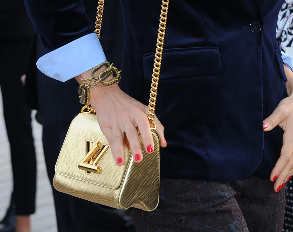 Reference image illustrating 10 Essential Tips for Selling Your Designer Handbags Online for Maximum Profit