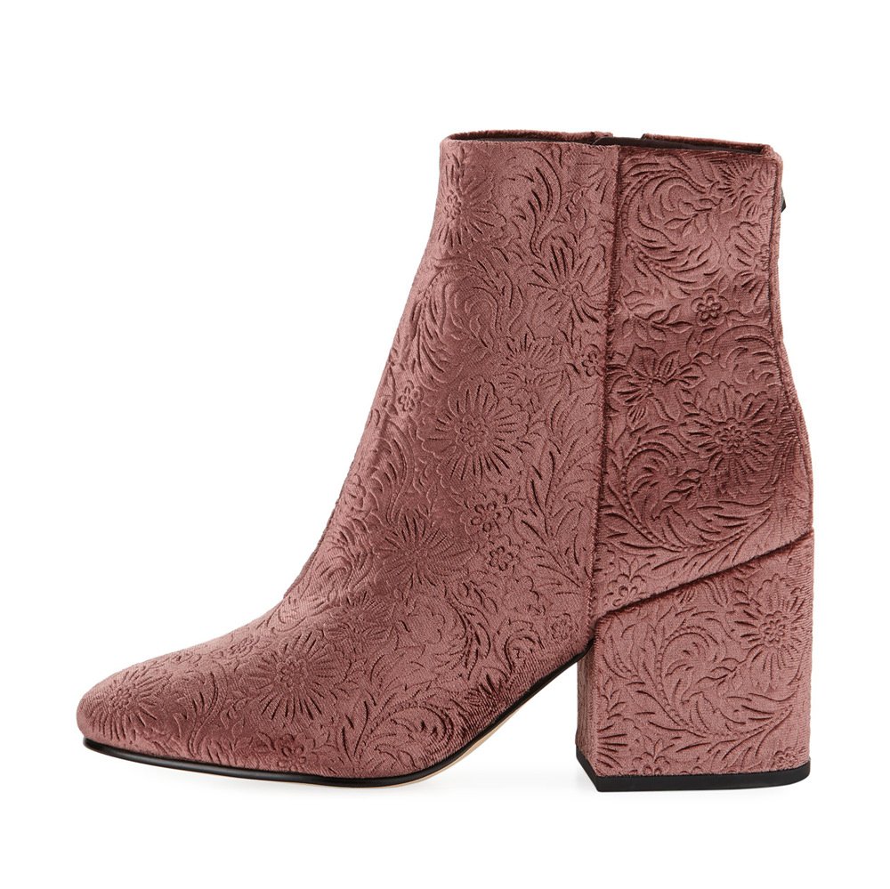 Reference image illustrating 15 Velvet Bags, Shoes, and Accessories to Elevate Your Holiday Wardrobe