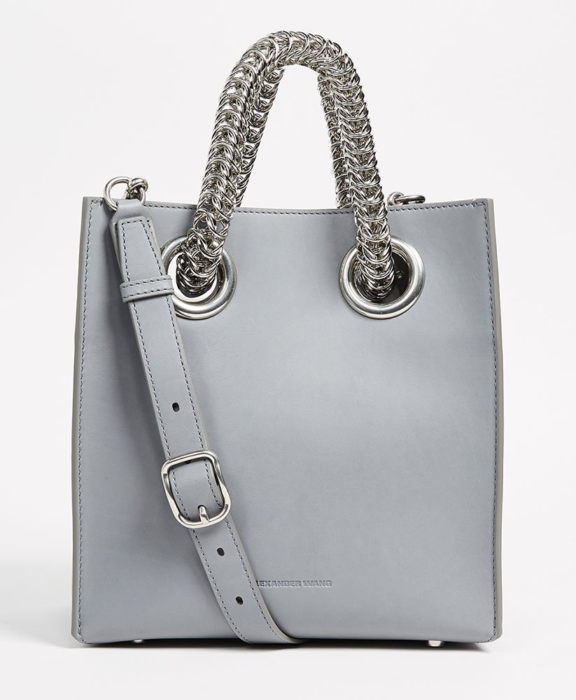 Reference image illustrating 20 Understated Neutral Everyday Bags to Start the New Year with Quiet Luxury