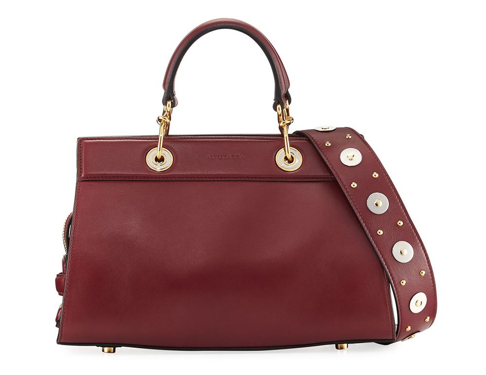 Reference image illustrating 25 Quietly Luxurious Fall Handbags That Deserve a Spot in Your Collection
