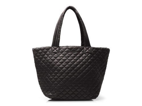 8 Luxury Travel Handbags for Stylish Sightseeing and Hands-Free Comfort thumbnail