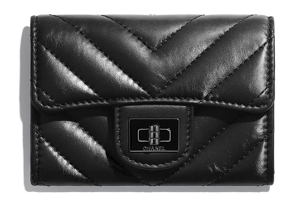 Reference image illustrating Chanel Métiers d'Art 2018: 65 New Wallets, WOCs, and Accessories to Collect