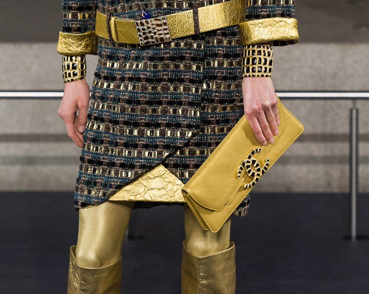 Reference image illustrating Chanel Métiers d’Art 2019 Bags: Ancient Egypt Inspires Gold, Pyramids, and Metallic Tweed
