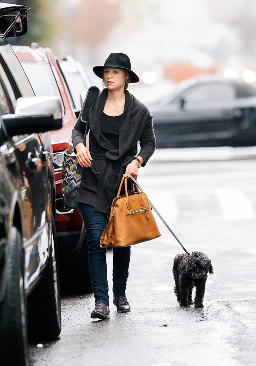 Reference image illustrating Claire Danes Spotted in NYC with Her Prada Saffiano Cuir Open Promenade Tote