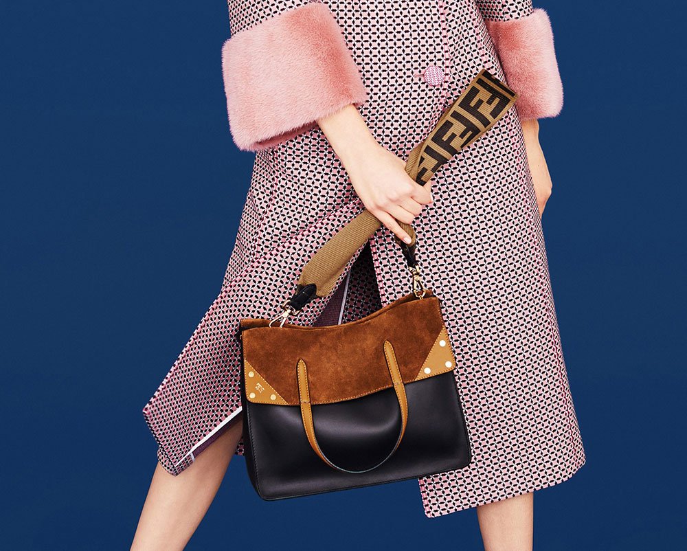 Reference image illustrating Fendi Flip Bag Debuts in Resort 2019: A New Era of Versatile Luxury Handbags