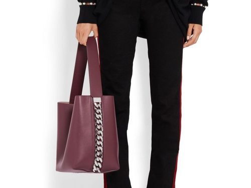 Givenchy Infinity Collection Review: Cuban Chain Details Define New Shoulder Bags and Hobos thumbnail