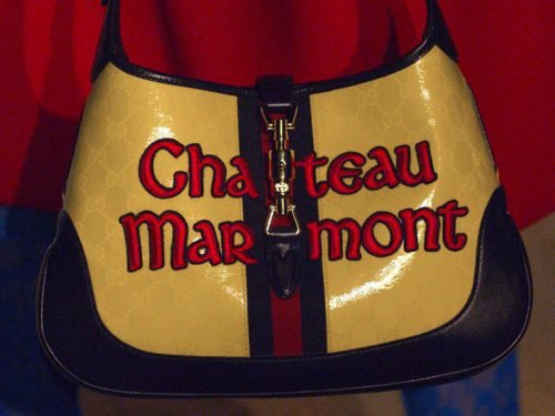 Gucci Cruise 2019 Handbags: 15th-Century Meets LA Glamour in the Jackie Hobo thumbnail