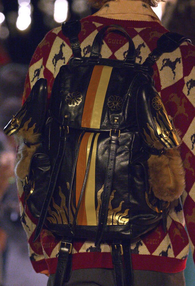 Reference image illustrating Gucci Cruise 2019 Handbags: 15th-Century Meets LA Glamour in the Jackie Hobo