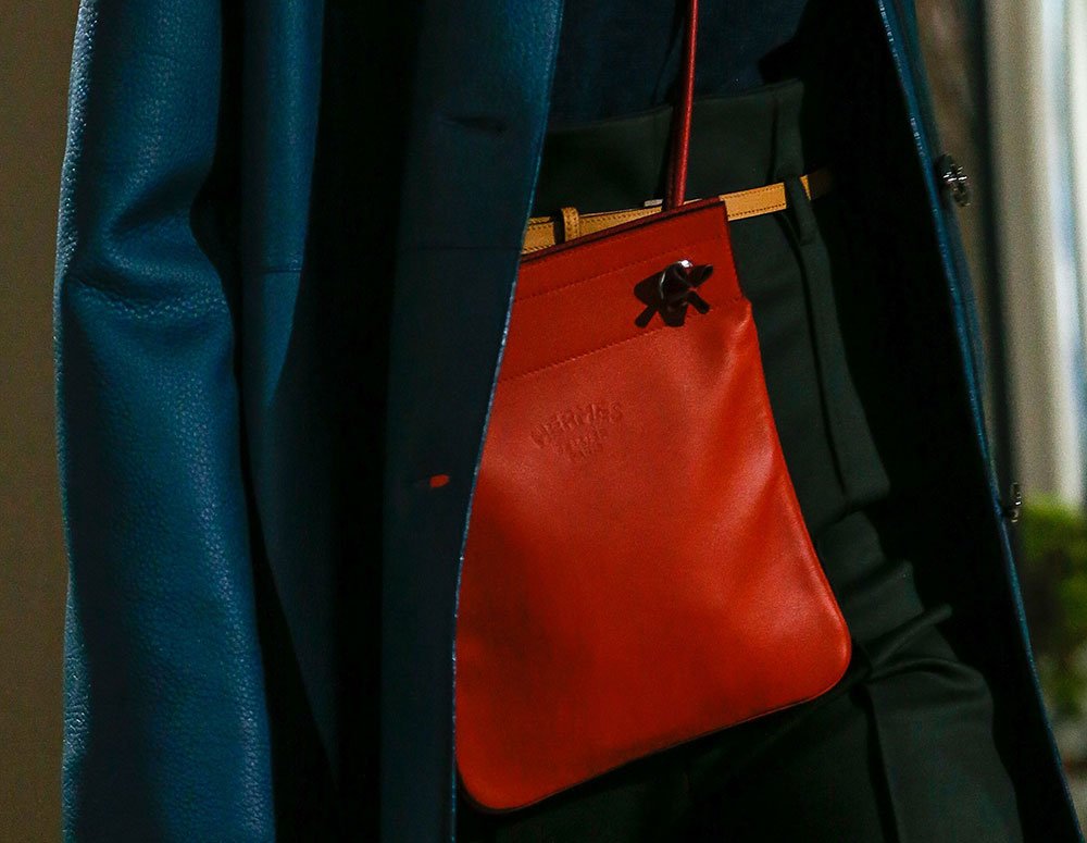 Reference image illustrating Hermès Pre-Fall 2018 Runway Bags: A Saddle Bag Triumph and a Top-Handle Surprise