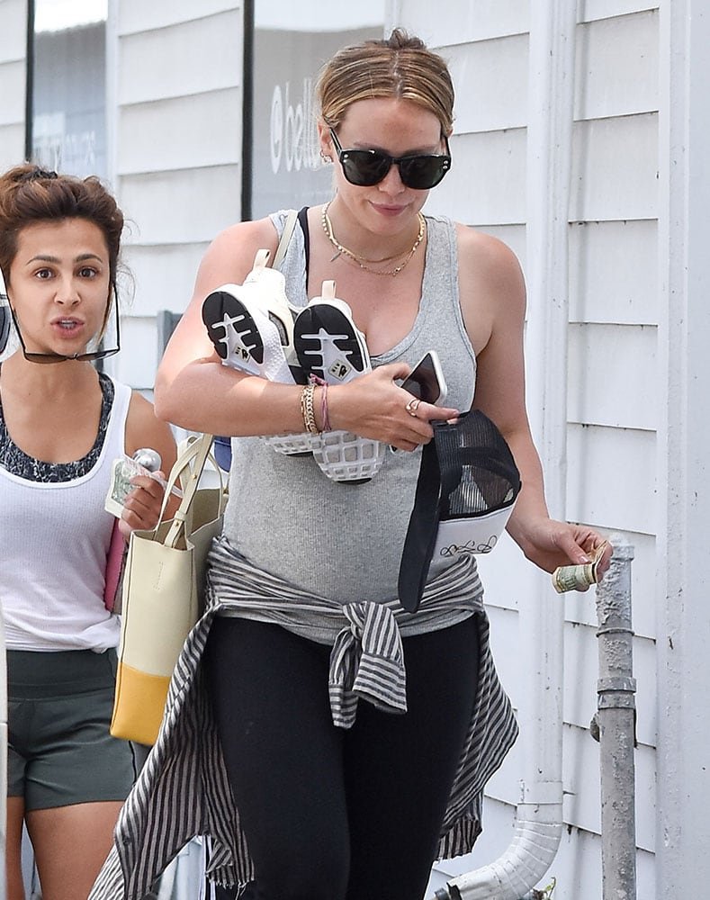 Reference image illustrating Hilary Duff’s Go-To Summer Bag: The Céline Small Cabas Tote in Bicolor