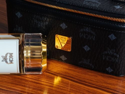 How PurseBlog Sources Handbags: Editorial Samples, Gifts, and Full Transparency cover image