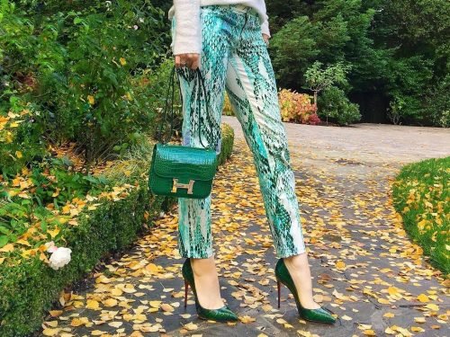 Inside a Stunning 90K-Follower Handbag Collection: Hermès, Chanel & Dior Favorites thumbnail