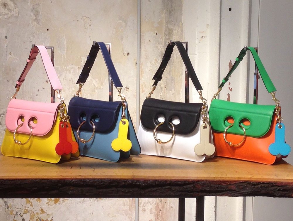 Reference image illustrating JW Anderson’s Keyring Charm: A Bold Leather Accessory for the Unconventional Bag Collector