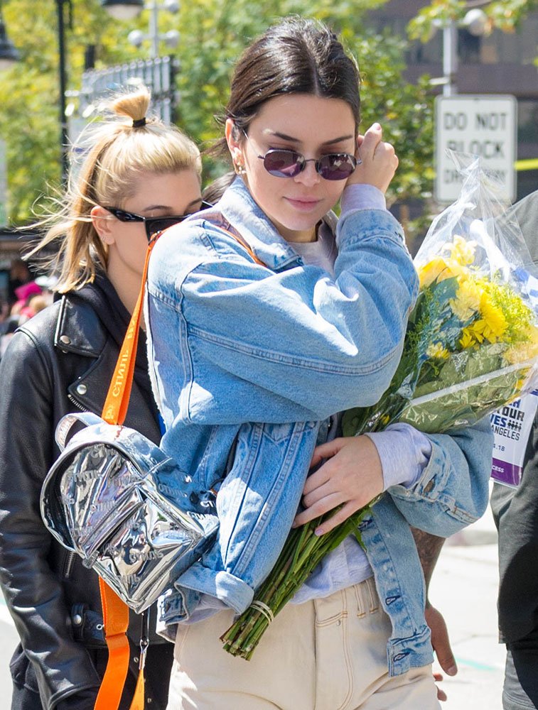 Reference image illustrating Kendall Jenner’s Unexpected Handbag Choices: From Backwards Backpacks to Belt Loop Bags