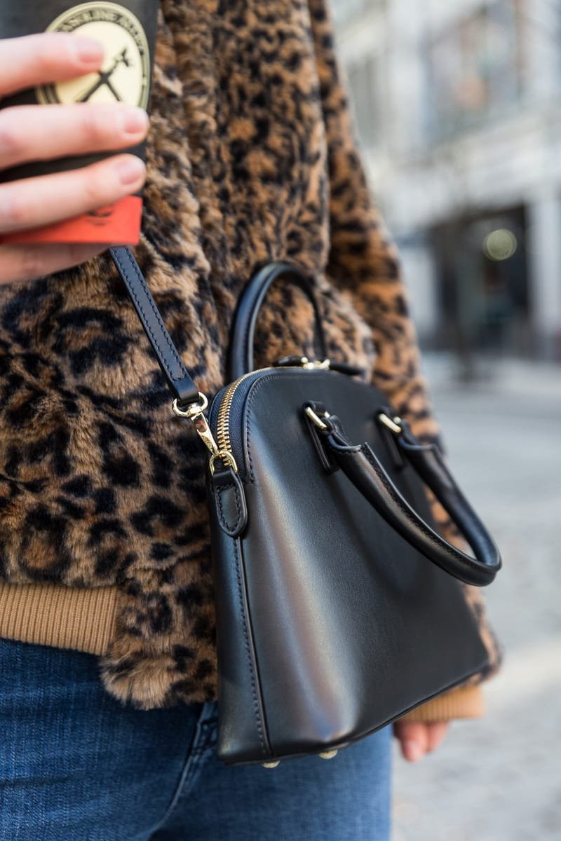 Reference image illustrating Linjer Crossbody Bag Review: Italian Leather Meets Minimalist Design