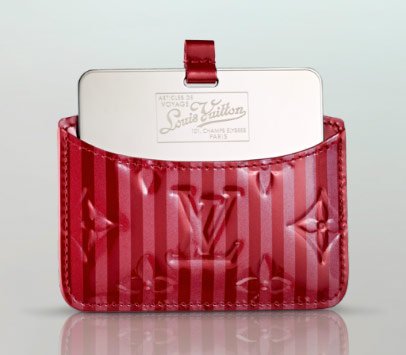 Reference image illustrating Louis Vuitton Valentine’s Day 2024: Heart-Shaped Leather Goods & Jewelry Under $500